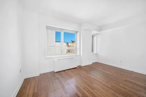 Rented by Douglas Elliman | media 16