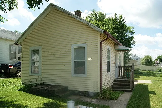 306 Ohio St photo 1