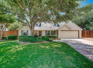2772 Bay Meadows Cir, Farmers Branch, TX 75234