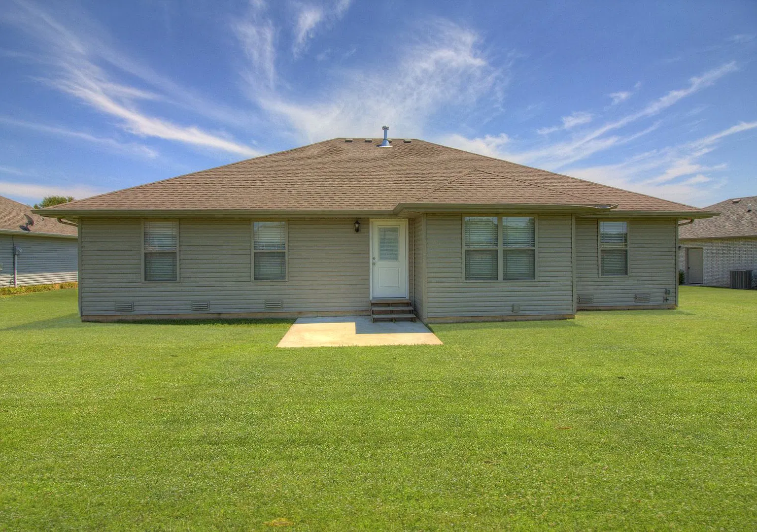 4 Bedroom Home with Fenced Yard and 3-Car Garage — Photo 2