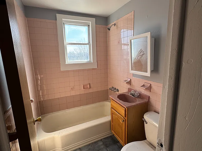 203 Oliver St #2 — Photo 3