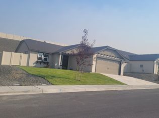 7260 W 25th Ave, Kennewick, WA 99336