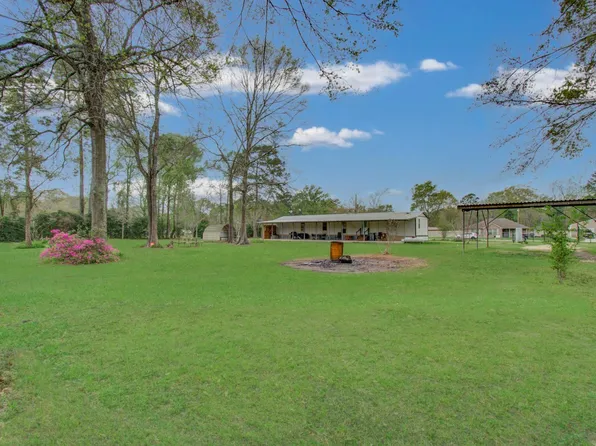 36 W Old Field Dr, Huffman, TX 77336