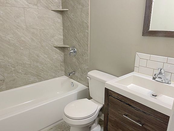 3rd image of 6815 Longwood Ave
