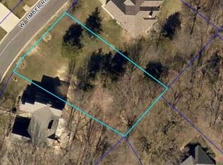 W Timber Ridge Dr, Sedalia, MO 65301