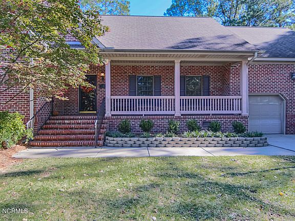 2nd image of 118 Hilldale Ln