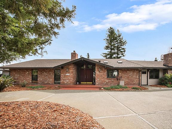 4th image of 38385 Larue Way