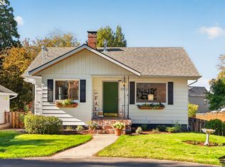 5903 SW Old Scholls Ferry Rd, Portland, OR 97225