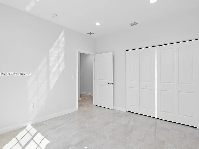 5745 SW 44th Ct #101 — Photo 22