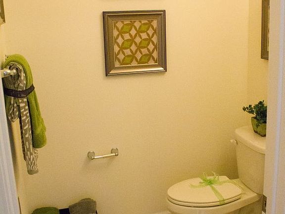 1/2 bath off family room
