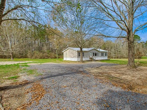 3rd image of 18307 Robert Denham Rd