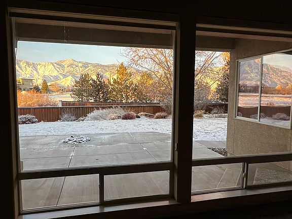 Family room
View