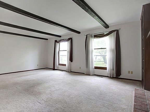 5th image of 2851 E Amblewood Cir
