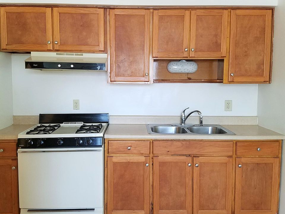 104 Hinchey Ave Lancaster NY Zillow