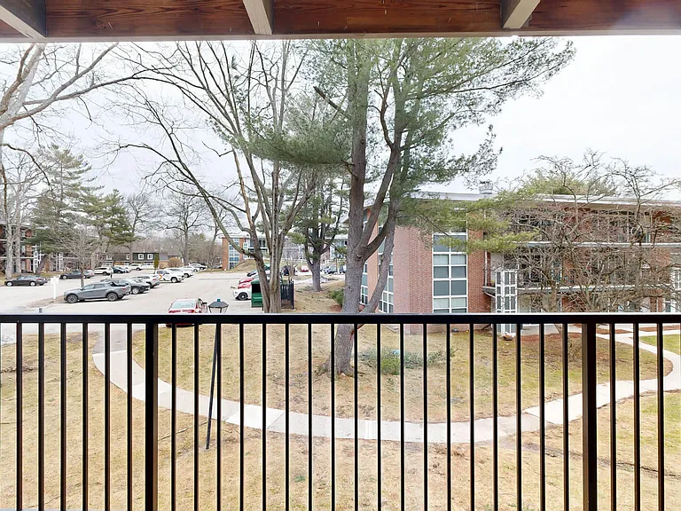 The Commons at Windsor Gardens — Photo 165