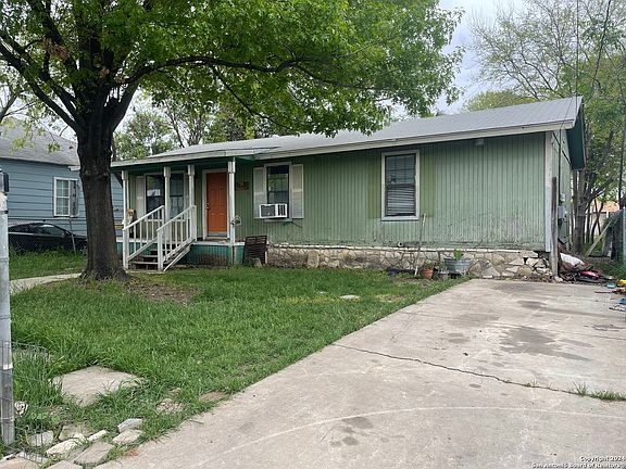 2nd image of 715 MENCHACA ST