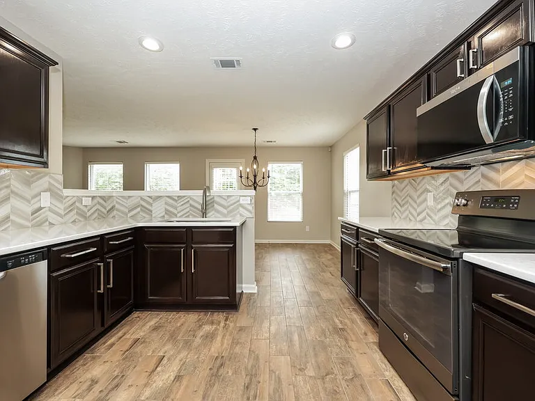 413 Creek Oak Dr — Photo 8