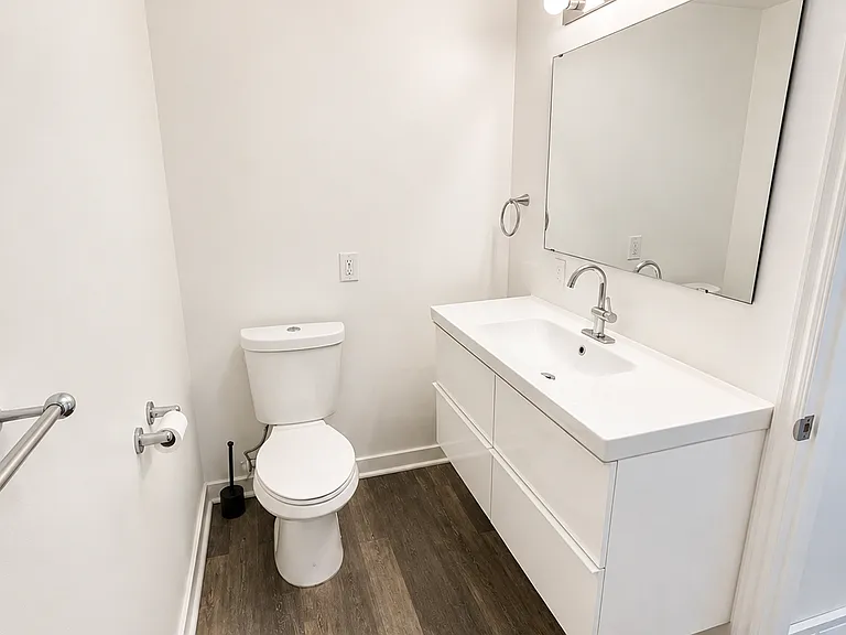 1721 E Fort Union Blvd #1 — Photo 23