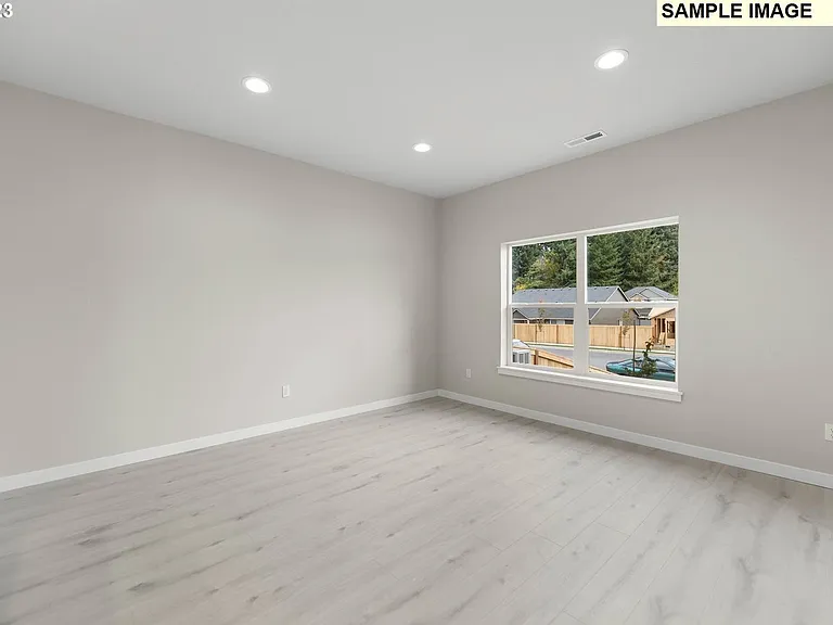 18418 NE 46th Pl — Photo 6