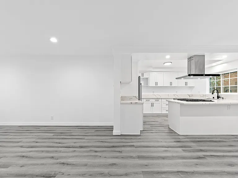 1102 Euclid St #1 — Photo 13