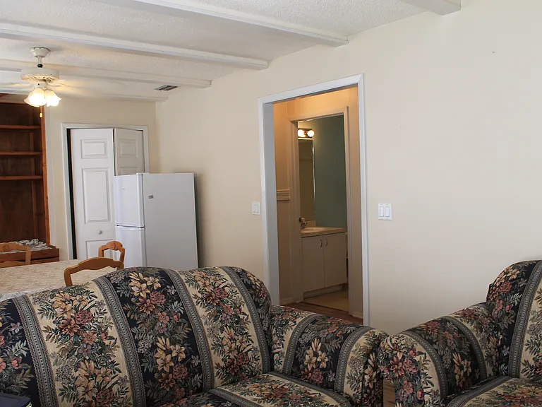301 Edmund Ave #1A — Photo 2