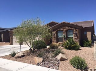 2005 Robert Mitchum Dr, Kingman, AZ 86409