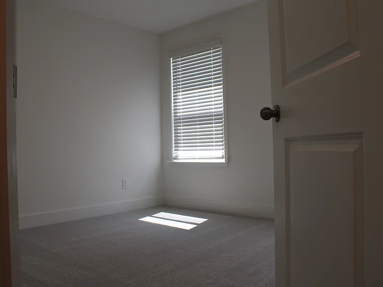 175 Andalusa Ct — Photo 22