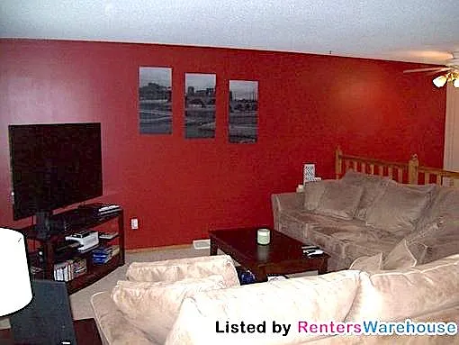 3351 Grimes Ave N — Photo 3