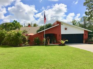 3931 Country View Ln, Sarasota, FL 34233