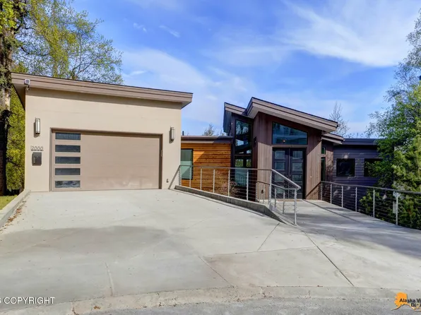 2000 Solstice Cir, Anchorage, AK 99503