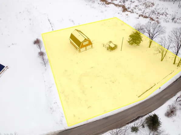 147 N Mill St, Holliston, MA 01746