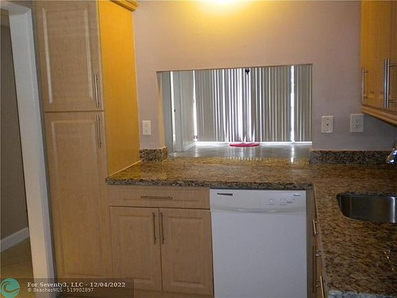 4th image of 8429 Forest Hills Dr APT 103