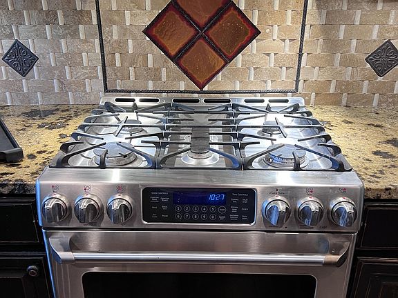 4th image of 10113 Donhill Ct