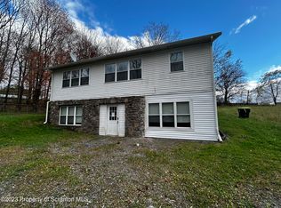 430 Hemlock Rd, Waymart, PA 18472