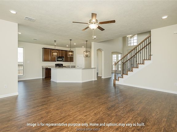 4th image of 2200 Johnny Lyon Ct