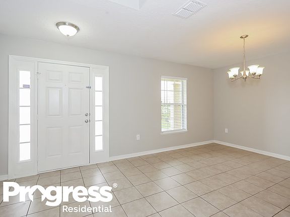 4th image of 5461 Silver Thistle Ln