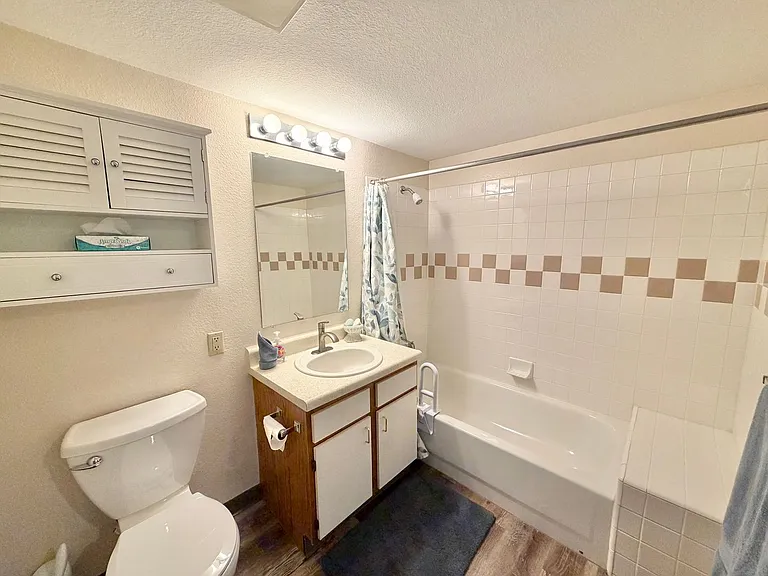 2130 Alicia Point #103 — Photo 17