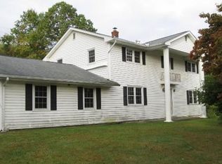 611 Giordano Dr, Yorktown Heights, NY 10598