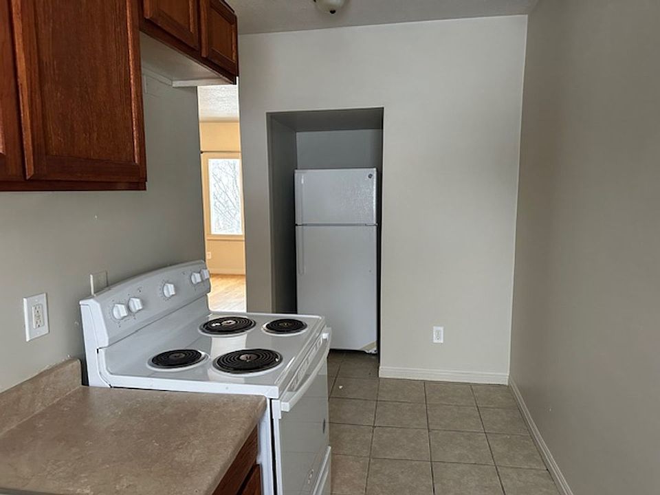 1st image of 2366 Orchard Ave APT 4