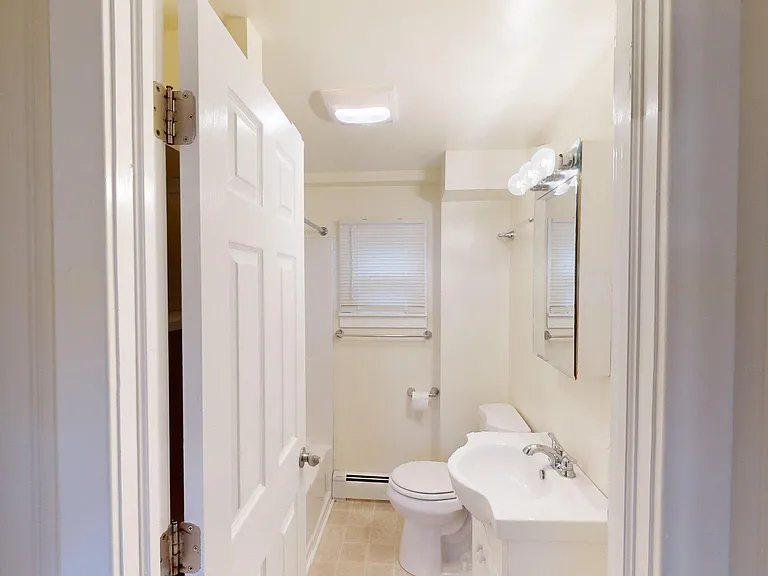 804 N 7th St #A — Photo 22