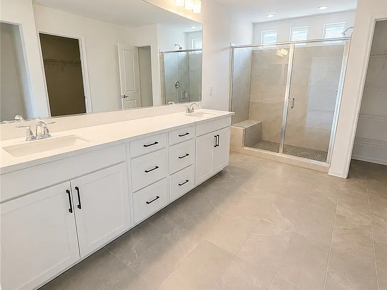 7443 Legacy Point St — Photo 6