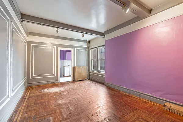 Sold by Compass | media 3