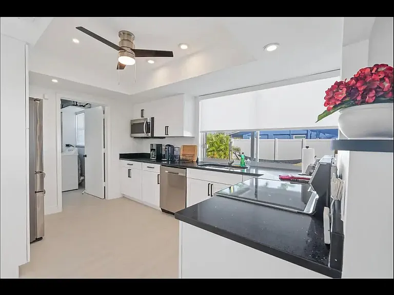 5040 NE 22nd Ave — Photo 19