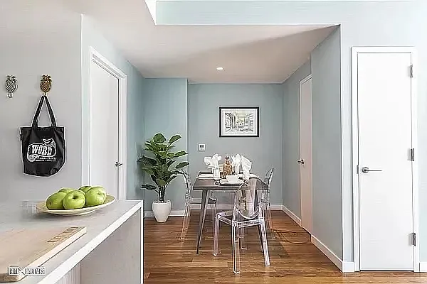 211 Mcguiness Boulevard — Photo 3