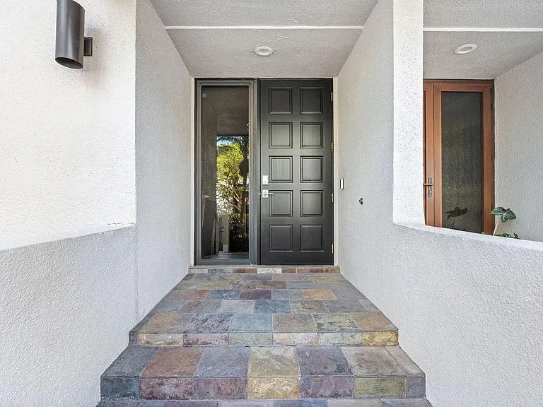 16 Portside Dr #16C — Photo 30