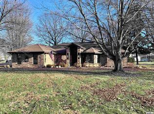 815 E Franklin St, Macomb, IL 61455