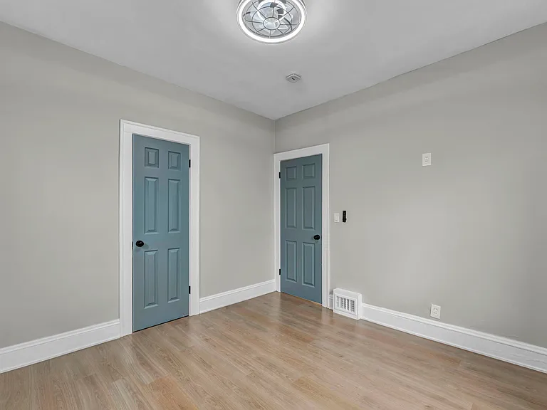 1080 E 169th St #1 — Photo 13