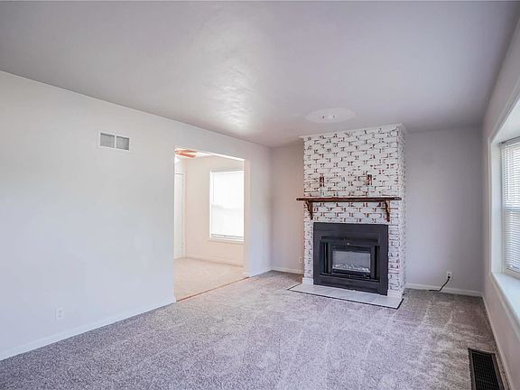 3rd image of 9732 Margo Ann Ln