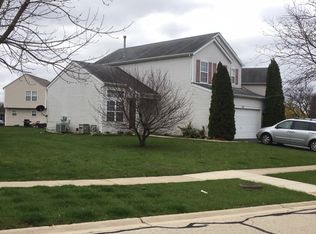 147 Dahlia Dr, Romeoville, IL 60446