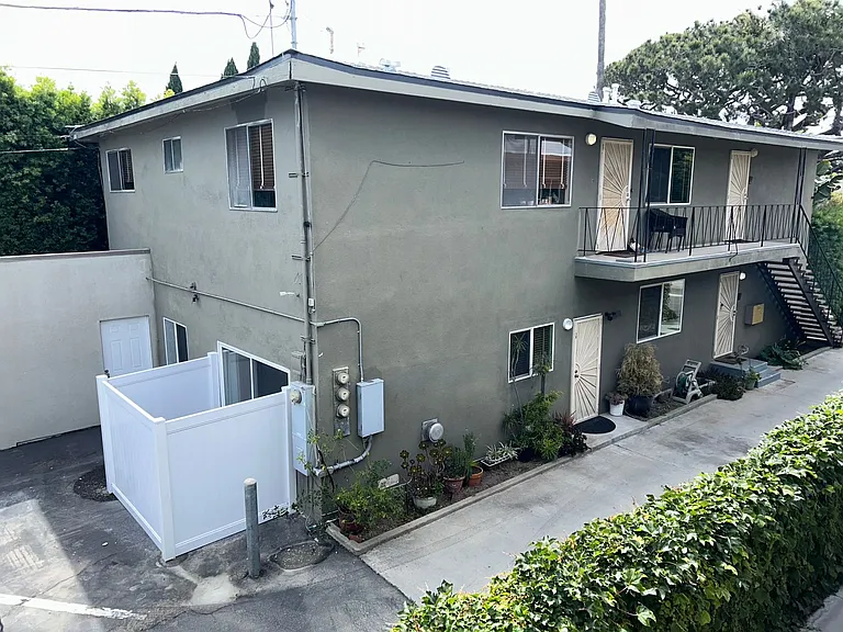 12946 Walsh Ave — Photo 22